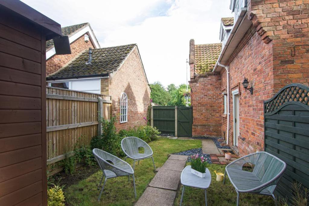 Cosy Cottage Old Clee Exterior foto
